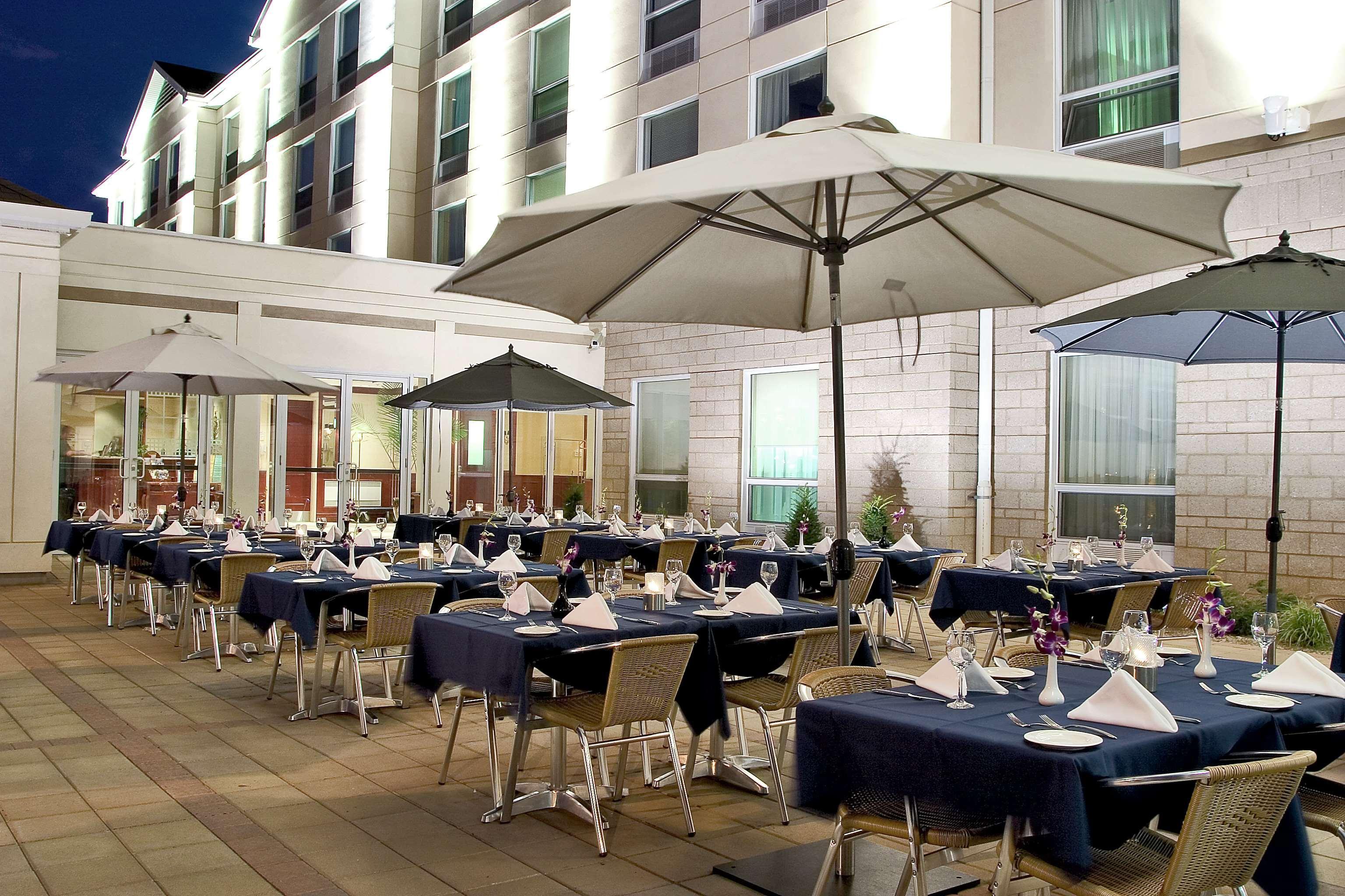 Hilton Garden Inn Montreal Airport Dorval Exterior foto