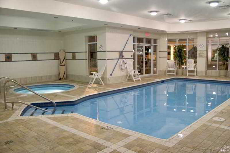 Hilton Garden Inn Montreal Airport Dorval Exterior foto